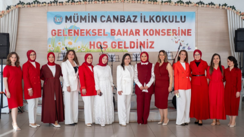 Bursa'da gönülleri fetheden konser