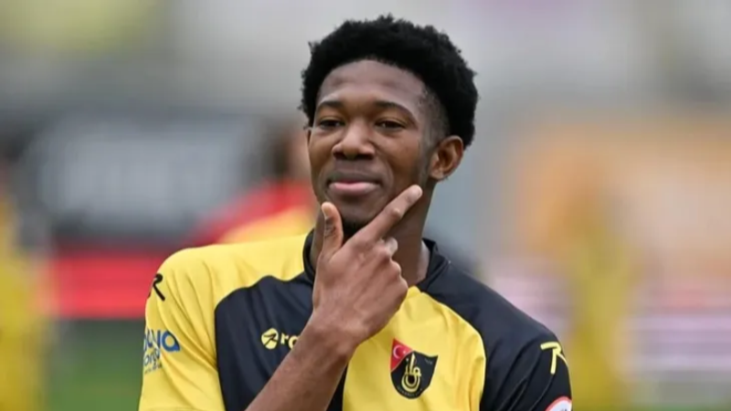 İstanbulspor'dan Feyenoord'a...