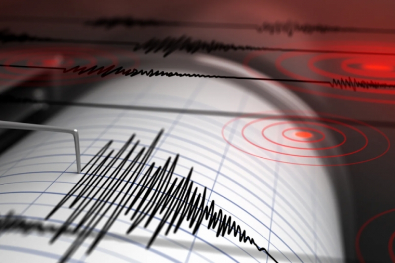 Adana'da sabaha karşı deprem!