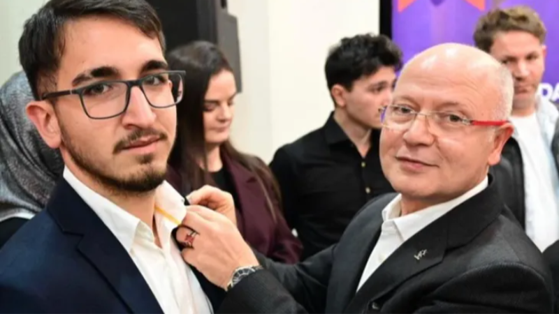 AK Parti Bursa ailesi büyümeye devam ediyor