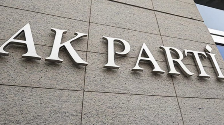 AK Parti'de 4 il başkanı görevden alındı!