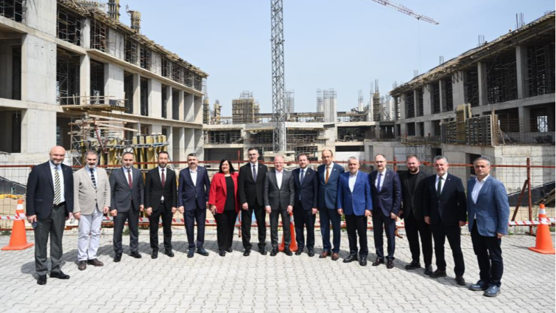 AK Parti heyetinden BTÜ çıkarması