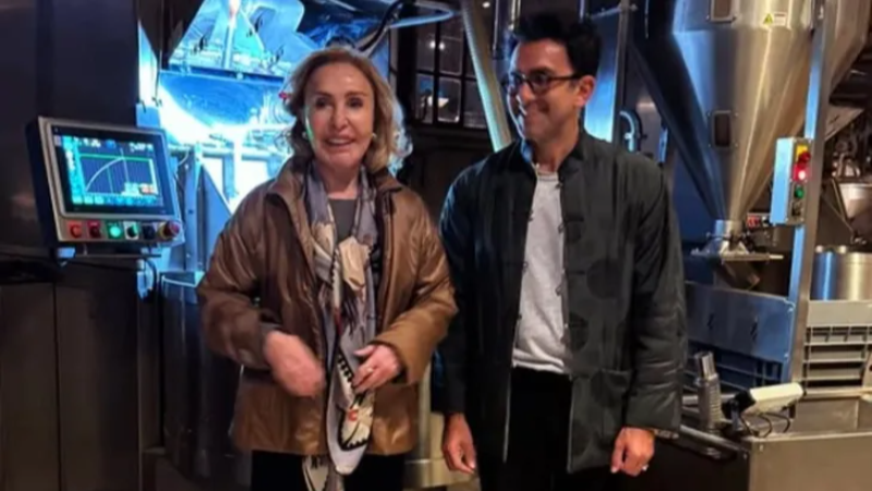 Ali Koç'un annesi EspressoLab'ı ziyaret etti