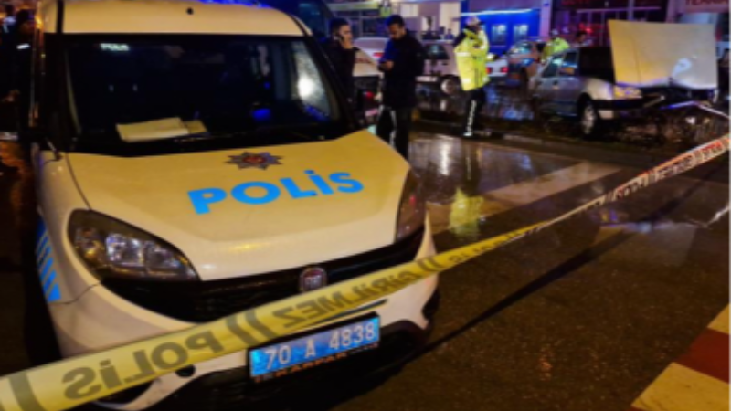 Alkollü sürücü dehşet saçtı; Polis aracında canına kıydı