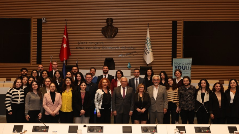 Almanya'ya gençlik köprüsü