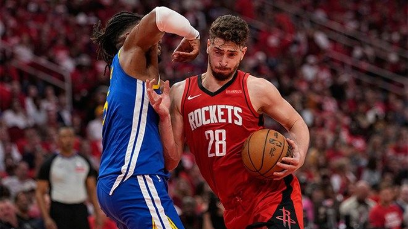 Alperen Şengün 15 sayı attı, Houston seriyi uzattı
