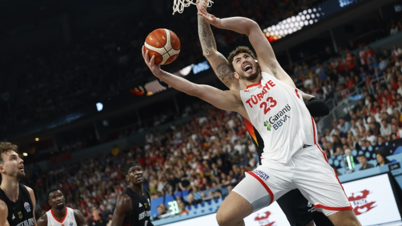 Alperen Şengün, şampiyonanın en iyi 5'ine seçildi