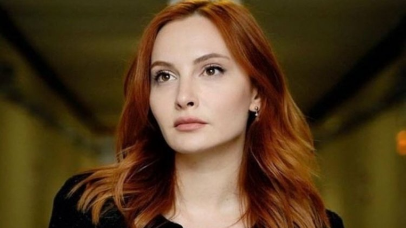 Aybüke Pusat'tan sonra o da diziden çıkarıldı!