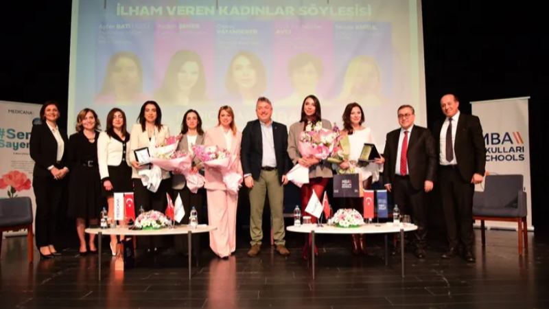 Aydan Şener, Bursa'da sanat dünyasında kadın olmanın zorluklarını anlattı