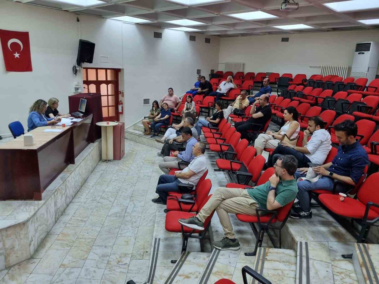 Aydın Devlet Hastanesi’nde kalite odaklı değerlendirme toplantısı yapıldı