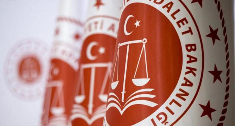 Bakan Gürlek duyurdu: Adalet başvurularında düzenleme