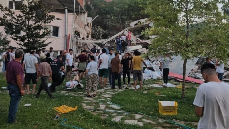 Bakan Yerlikaya Balıkesir depreminin bilançosunu açıkladı!