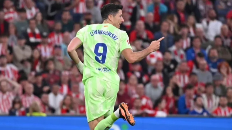 Barcelona'da Lewandowski ayrılıyor mu?