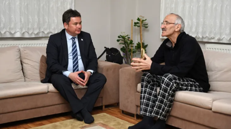 Başkan Aydın, Ramazanın sevincini ve coşkusunu Osmangazililer ile paylaşıyor