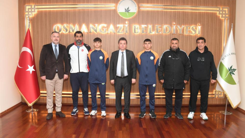 Başkan Aydın şampiyonları Sırbistan'a uğurladı