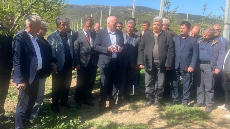 Başkan Bayraktar Bursa İznik'ten çiftçilere destek istedi