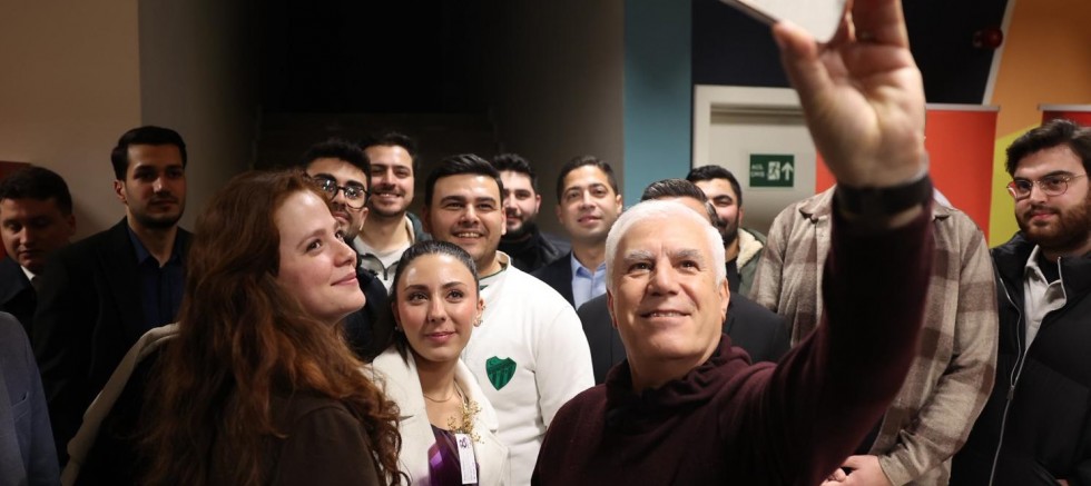 Başkan Bozbey gençlerle buluştu, Bursa'yı konuştu!