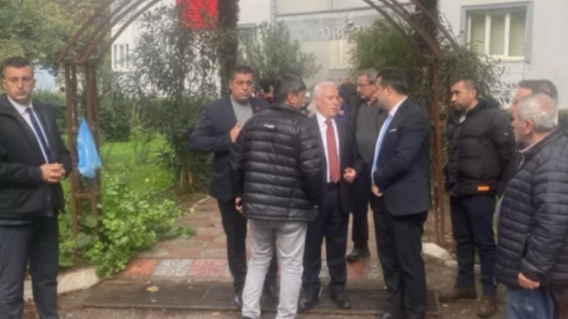 Başkan Bozbey'den şehit binbaşının ailesine ziyaret