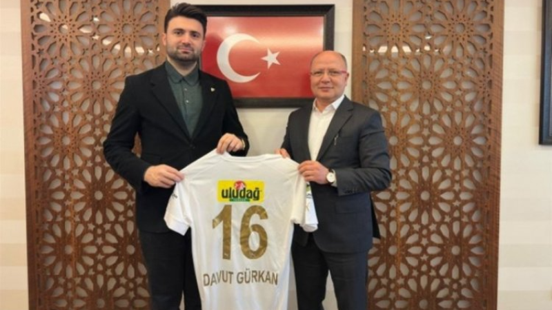 Başkan Çelik'ten Davut Gürkan'a ziyaret