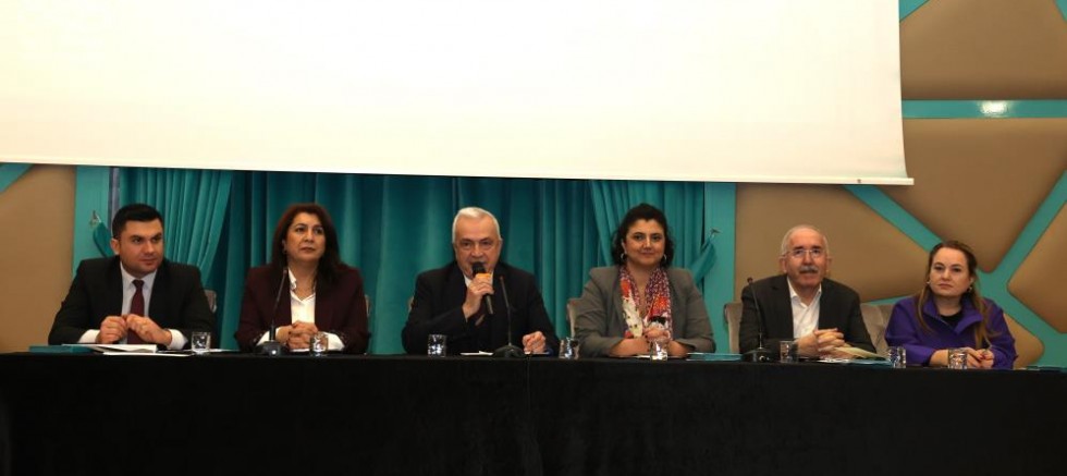 Başkan Şadi Özdemir, temizlik işçileriyle buluştu