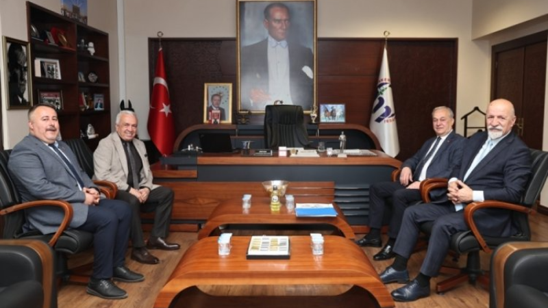 Başkan Şadi Özdemir'den Bursa için önemli ziyaretler