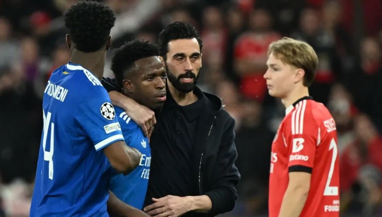 Benfica-Real Madrid maçında skandal olay!