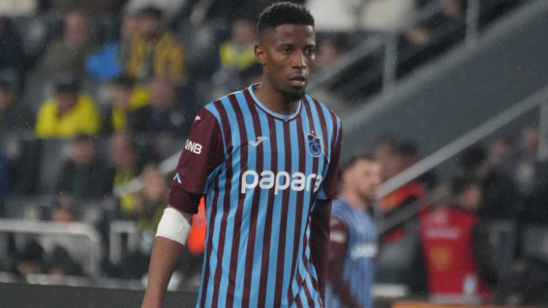 Beşiktaş, Trabzonsporlu golcüye kanca attı