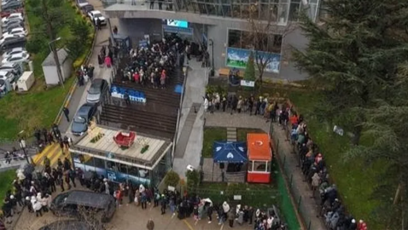 Beyaz cennet için kuyruklar oluştu!