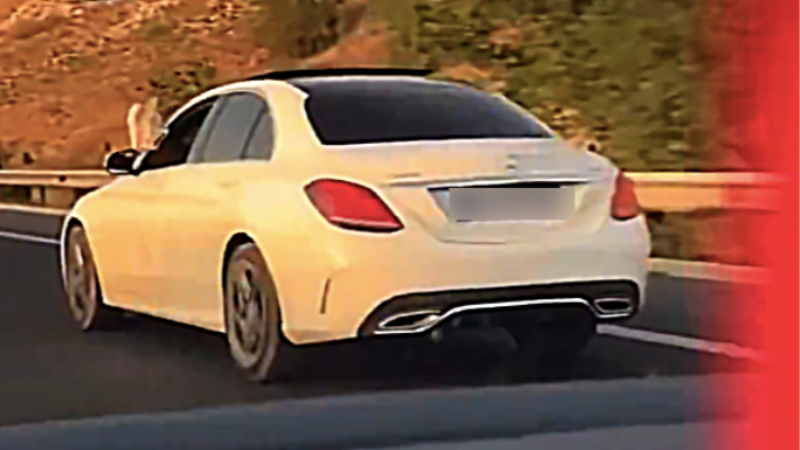 Bilin bakalım ayaklarını çıkartarak bu aracını süren kişi kim?