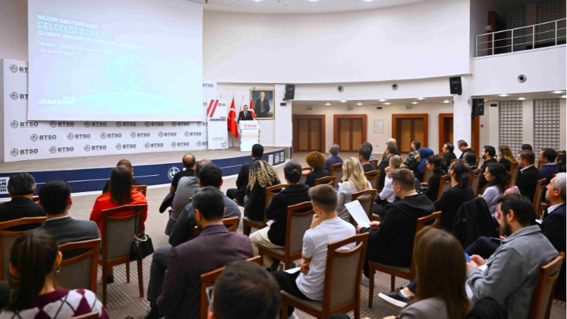 Bilişim sektörü BTSO Akademi’de konuşuldu!