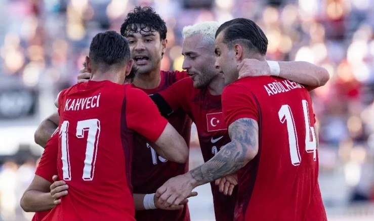Bizim Çocuklar geriye düştü pes etmedi!
