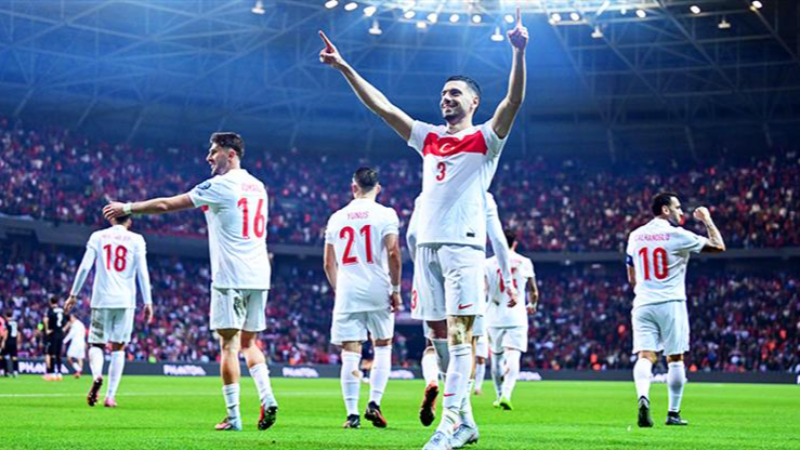 Bizim Çocuklar gümbür gümbür geliyor