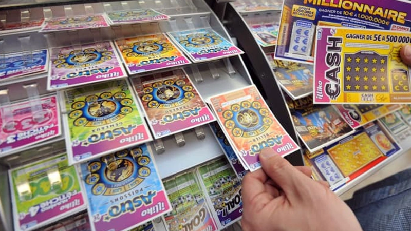 Böylesi ne duyuldu, ne de görüldü; Çaldıkları kartla kazı kazan aldılar ve...