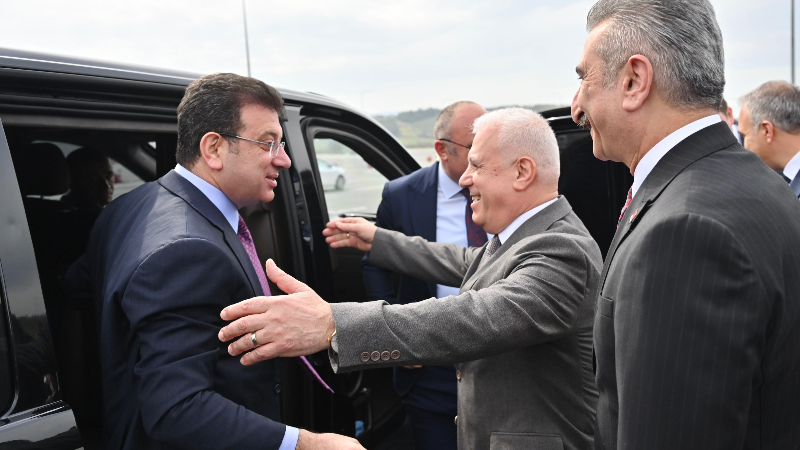 Bozbey'den gözaltına sert tepki