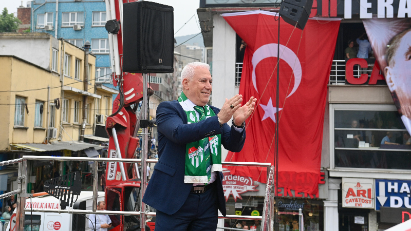 Bozbey'den İmamoğlu'na selam!