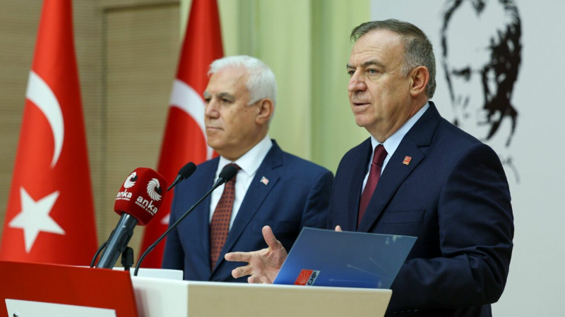 Bozbey'den Ulu Cami kararına tepki