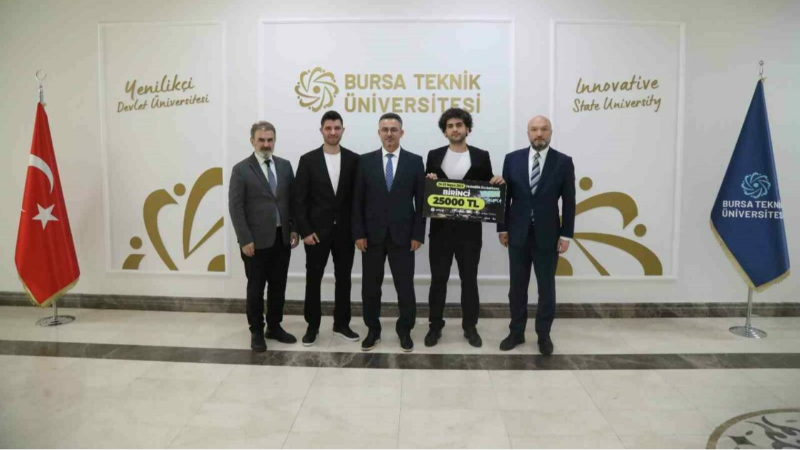BTÜ öğrencilerinden bir başarı daha!