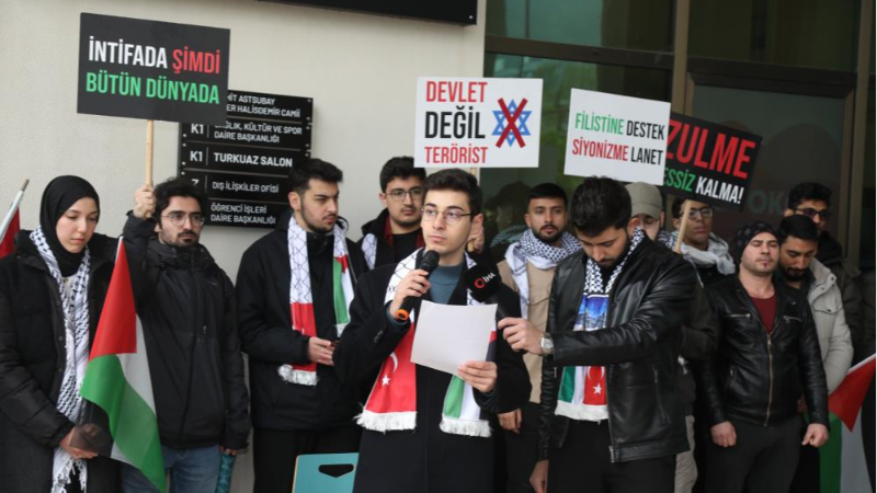 BTÜ'lü öğrencilerden tekbir çağrısı