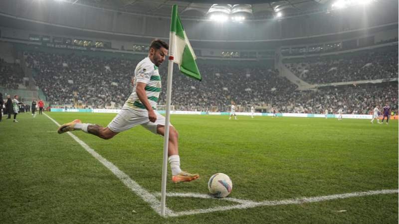 Bugün Bursa'da tribünler muhteşem olacak!