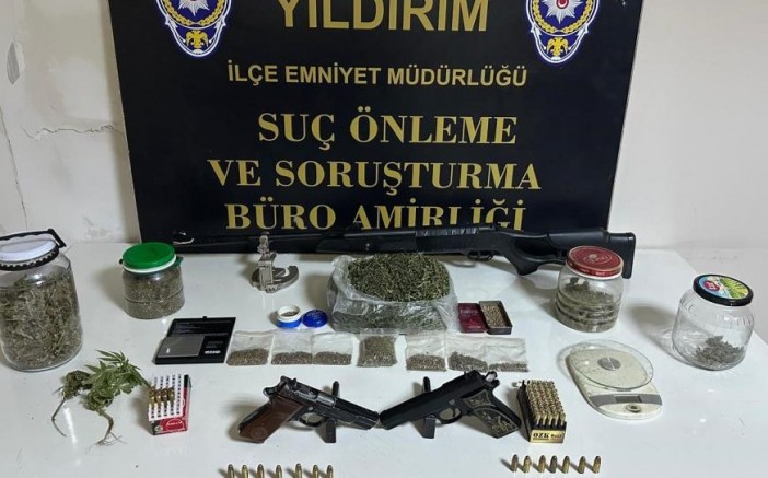 Bursa bu baskını çok konuşur; Dilenci kılığına girdiler