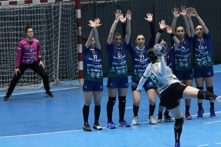 Bursa Büyükşehir Belediyespor zorlanmadan kazandı