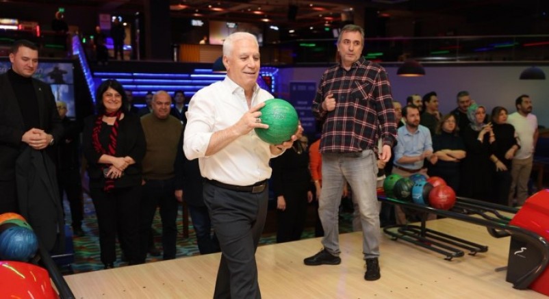 Bursa Büyükşehir'de bowlingle motivasyon