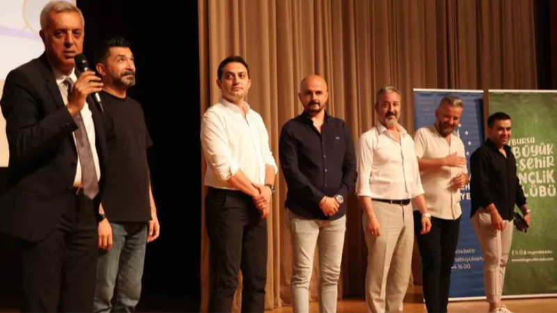 Bursa Büyükşehir gençlerin her zaman yanında