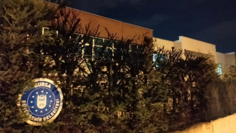 Bursa Büyükşehir tesisinde korku dolu anlar