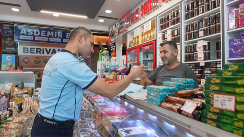 Bursa Büyükşehir Zabıtası bayramda da mesaiye devam ediyor