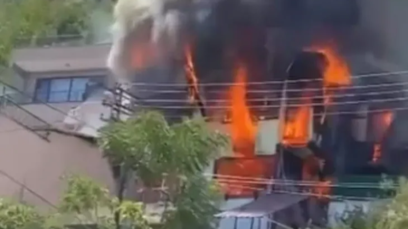 Bursa Çekirge'yi kara dumanlar kapladı