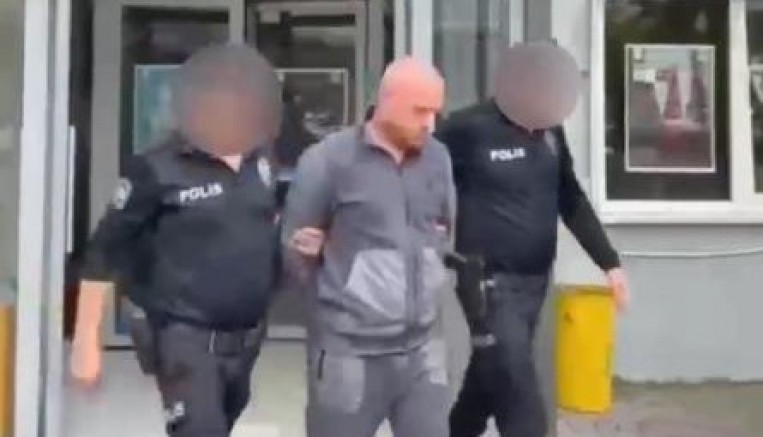 Bursa’da aranan 4 kişi yakalandı!
