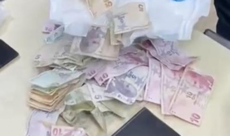 Bursa'da dilenciler paraları bakın nereye sakladı!