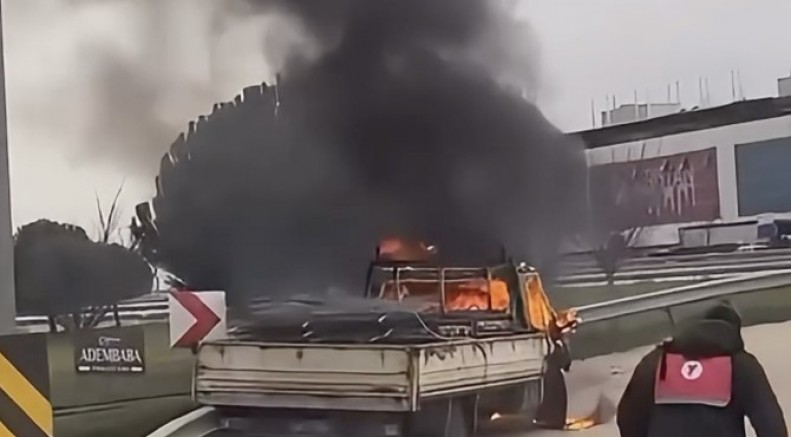 Bursa'da endişeli dakikalar; Bir anda alev aldı...