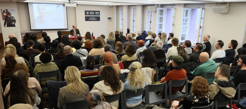 Bursa'da felsefe söyleşileri büyük ilgi görüyor!
